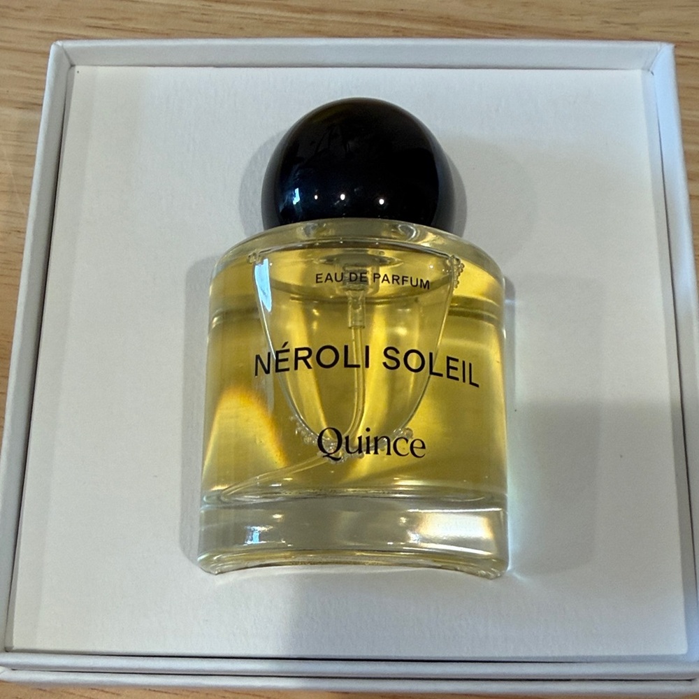 Quince Néroli Soleil - Cream & Lavender Accents